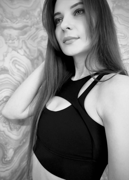 Brunettee Photo