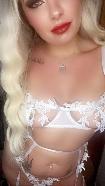 Emeraldeyedbabe_xx Photo Emeraldeyedbabe_xx Photo