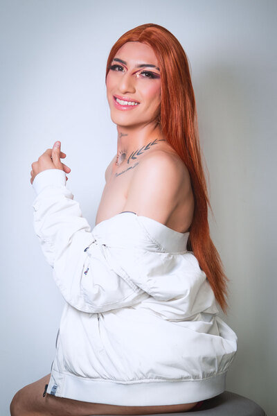 EmilySaenss Photo EmilySaenss Photo