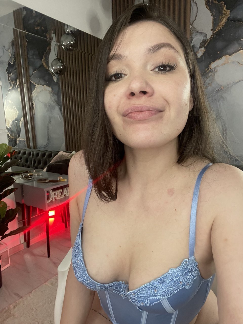 RubyxBanks Photo RubyxBanks Photo