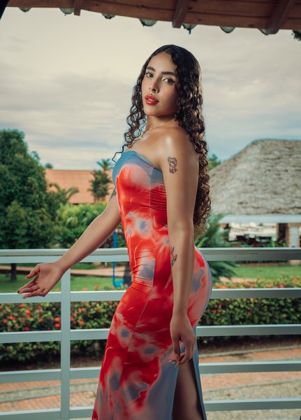 TianaVera Photo