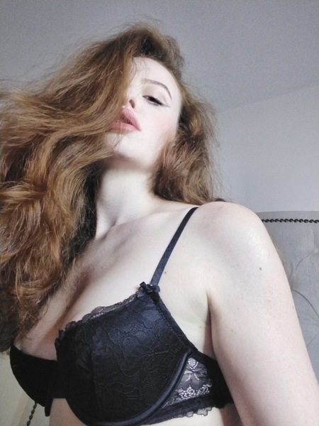 MissAlenaaa Photo