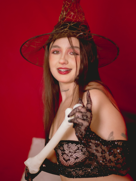 SabrinaLennox129 Photo