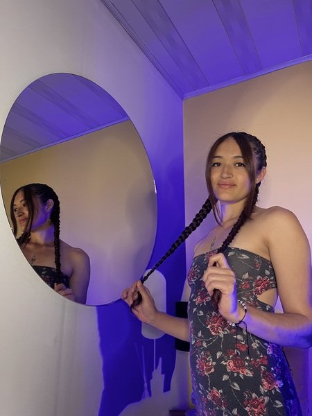 LaraLopez Photo