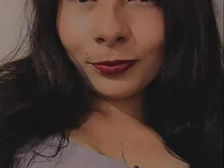 lucrezia0 Live Cam