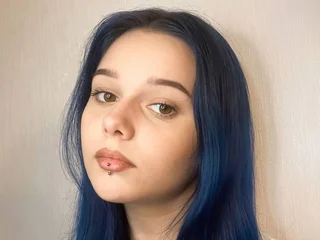 LunaBlueB Live Cam