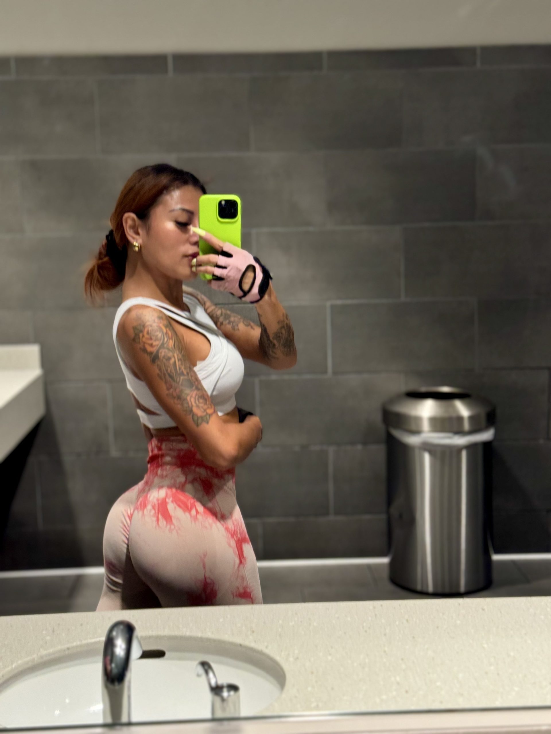 ExoticArya Photo