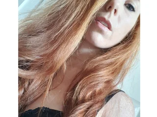 AriAzaelia Live Cam