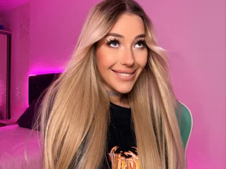 MiaSinfull Live Cam