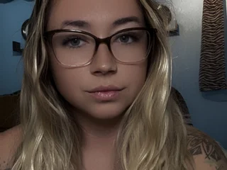 SkyJonesXO Live Cam