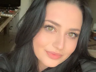 MayaaLove Live Cam
