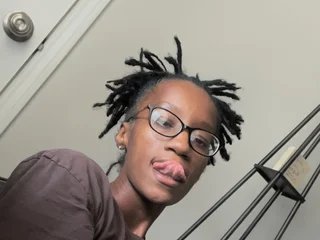 PrettyBrownBitz Live Cam