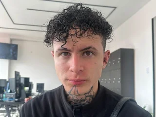 xhotdesireBOYfx Live Cam