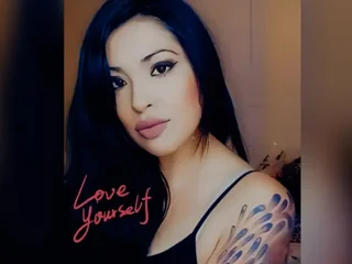 CreamyDeeDee1287J Live Cam