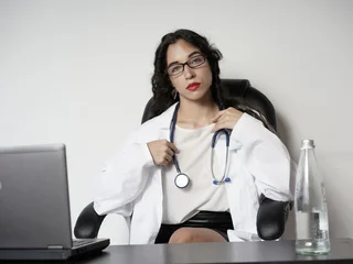 NinaDoux Live Cam NinaDoux Live Cam