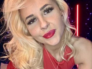 PetiteSweetFreak Live Cam