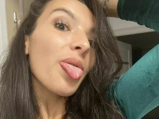 Aliceinwonderland22 Live Cam Aliceinwonderland22 Live Cam