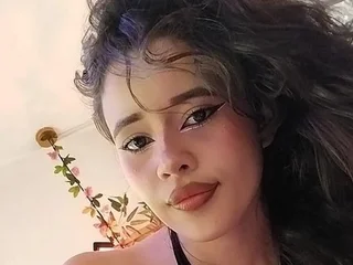 EvelynLuxie Live Cam
