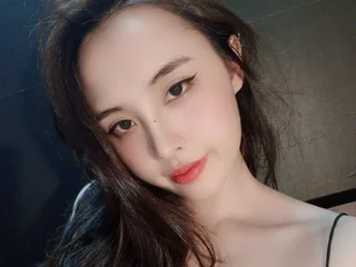 Luna_2K Live Cam