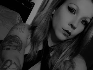 AnnaFalcone Live Cam