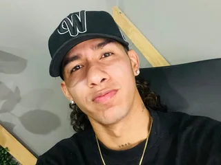 Damian_phill Live Cam