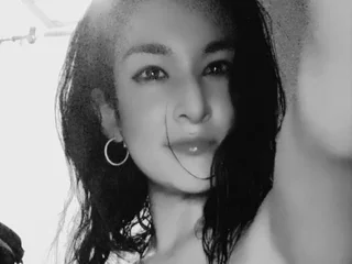 MiaHarper22 Live Cam MiaHarper22 Live Cam