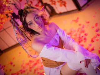 MitsuryKibutsuji Live Cam MitsuryKibutsuji Live Cam