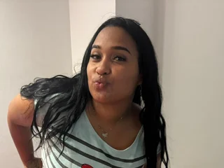 Queenofsquirx Live Cam