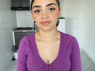 Salomehorny18 Live Cam