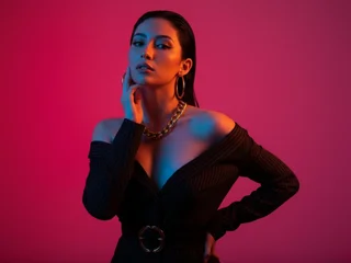 CarlaParkeer Live Cam