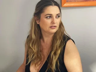 DeliciousLolaa Live Cam