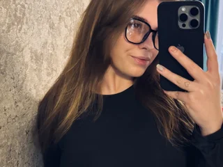 PearlGlow Live Cam PearlGlow Live Cam