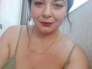 SaraJJ Live Cam SaraJJ Live Cam