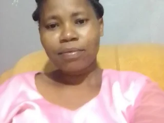 Charmingbae Live Cam