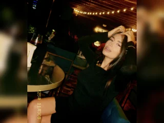 GreicyJones Live Cam GreicyJones Live Cam