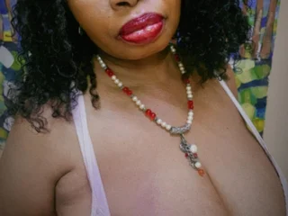 HugeBustyMelonsx Live Cam HugeBustyMelonsx Live Cam