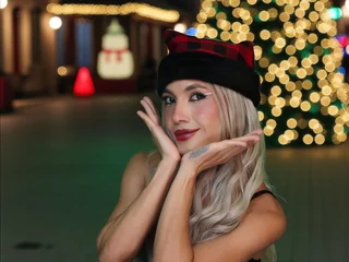 Megan_dosantos Live Cam