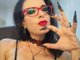 MistressBlackMoonLilith Live Cam