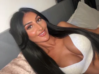 SarinaJasmine Live Cam SarinaJasmine Live Cam