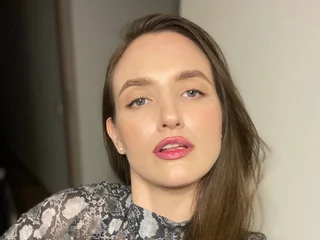 AndreaFreyja Live Cam