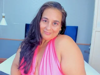 Sharlott_BBW Live Cam
