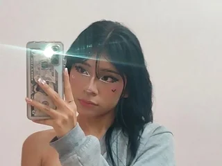 Alisha_Kitty Live Cam