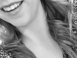 Anonymous_Daisy Live Cam