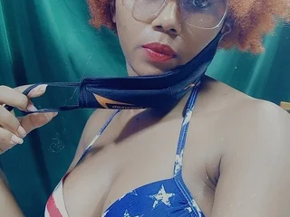 ForeignMissus Live Cam