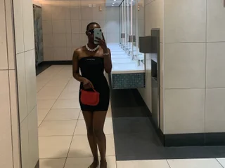 LaDarkHun24 Live Cam