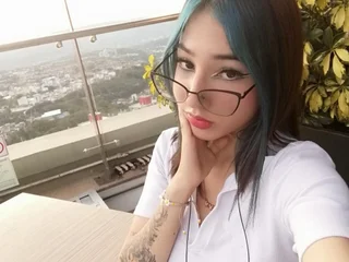 LizzyQueen_mml Live Cam