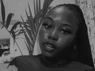 MissMaya099 Live Cam