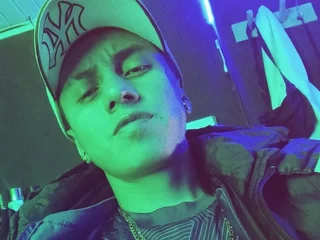 STIVE_2533 Live Cam STIVE_2533 Live Cam