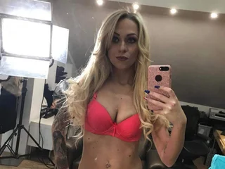 SarahSorrente Live Cam