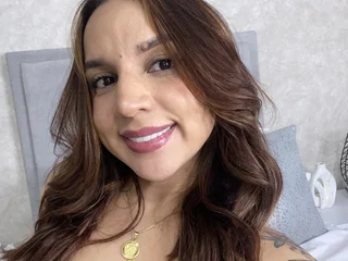 SerenityPeters Live Cam